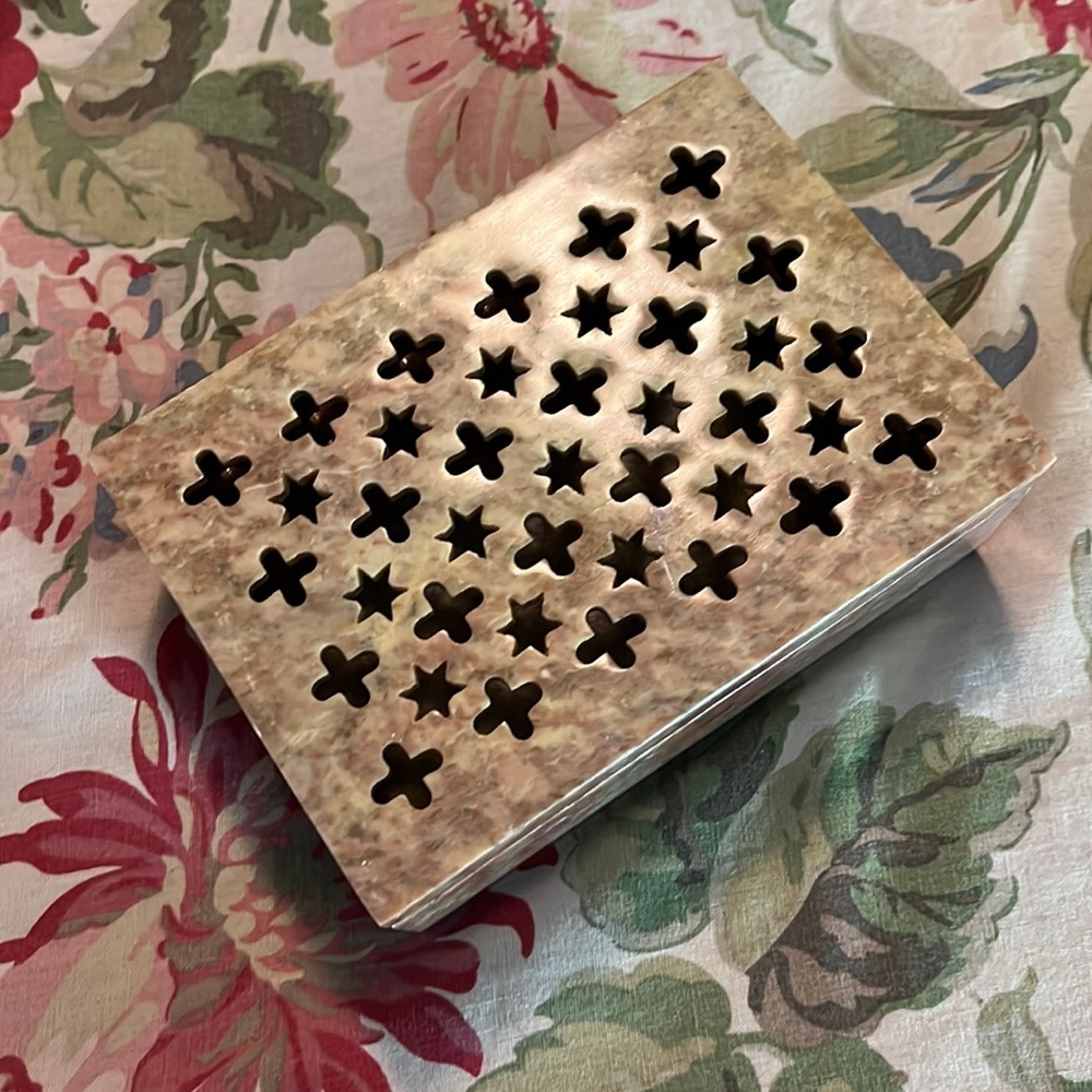 Jewelry Trinket Box Size 7"x5"x3" Genuine Soapstone Carved Design Heavyweight
